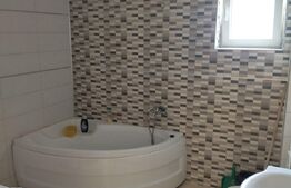 Apartament 3 camere, 67 mp, decomandat, zona Trivale