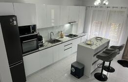 Casa 3 camere, 122 mp, Trivale