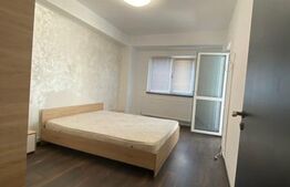 Apartament 3 camere, 76 mp, balcon, zona Topoloveni