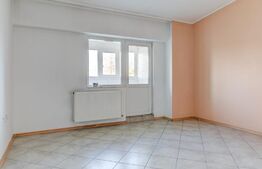 Apartament 3 camere, 52 mp, balcon, zona Prundu