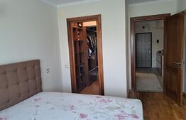 Apartament 2 camere, 65 mp, balcon, zona Teilor