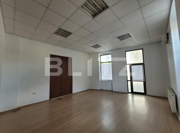 Spațiu comercial de închiriat Central - 129335SIC | BLITZ Pitești | Poza3