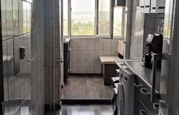 Apartament, 3 camere, 64 mp, zona PRUNDU