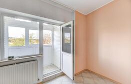 Apartament 3 camere, 52 mp, balcon, zona Prundu
