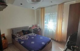 Apartament cu 3 camere, decomandat, parter,65 mp