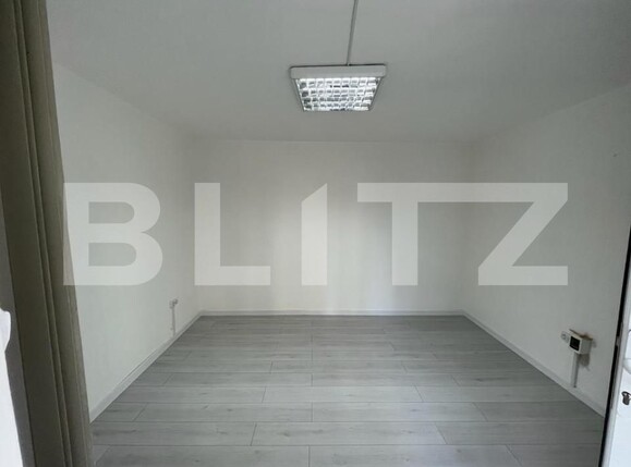Spațiu birouri de închiriat Ultracentral  - 147433SIB | BLITZ Pitești | Poza1