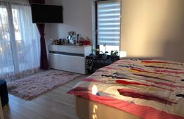 Casa de vanzare, 5 camere, 280 mp, teren 500 mp, Trivale