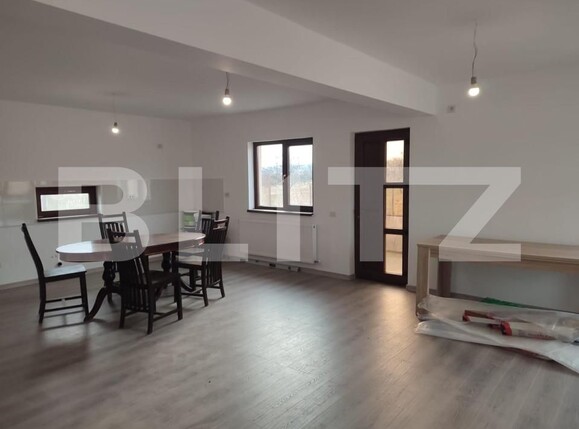 Casa de vânzare 4 camere Smeura - 152108CV | BLITZ Pitești | Poza1