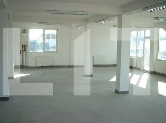 Spațiu comercial de închiriat Central - 156246SIC | BLITZ Pitești | Poza4