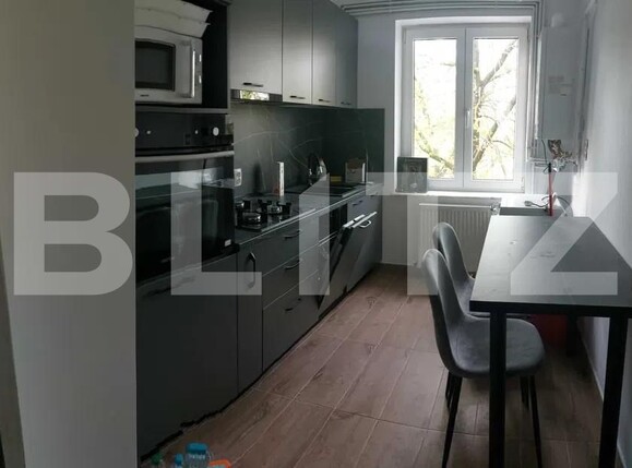 Apartament de vânzare 3 camere Central - 157400AV | BLITZ Pitești | Poza1