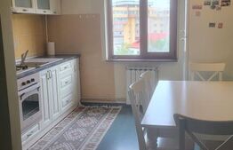 Apartament 3 Camere - Strada Frații Golești, Pitești