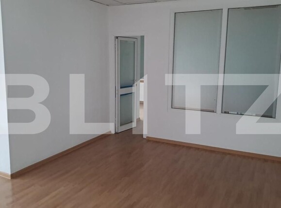 Spațiu comercial de închiriat Central - 159722SIC | BLITZ Pitești | Poza5