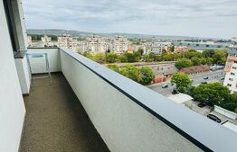 Apartament 3 camere de vânzare - Frații Golești, bloc VSC