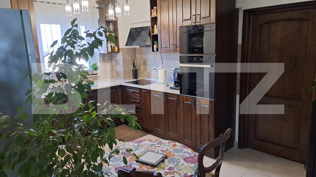 Apartament de vânzare 4 camere Central - 161369AV | BLITZ Pitești | Poza1