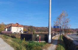 Teren intravilan 840 mp, in centrul comunei Tigveni