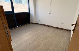 Spațiu comercial de închiriat, 47 mp, zona Ultracentrala