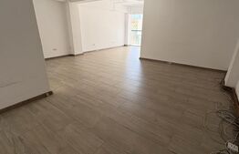 Spațiu comercial de închiriat, 47 mp, zona Ultracentrala