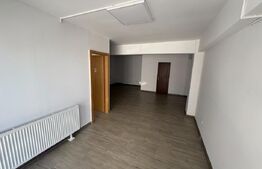Spațiu comercial de închiriat, 47 mp, zona Ultracentrala