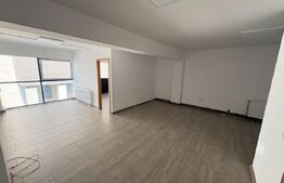 Spațiu comercial de închiriat, 47 mp, zona Ultracentrala