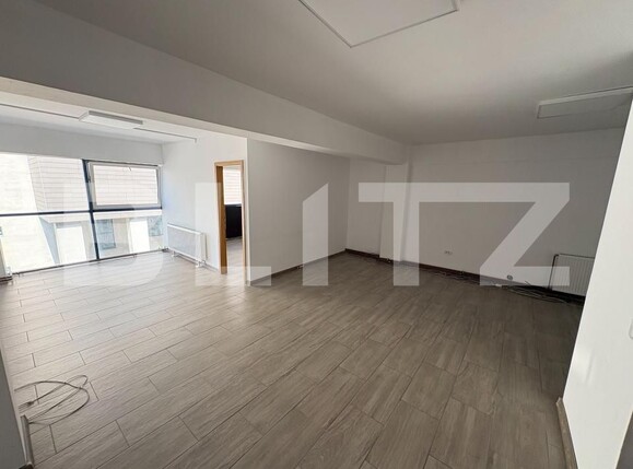 Spațiu birouri de închiriat Ultracentral  - 203135SIB | BLITZ Pitești | Poza1