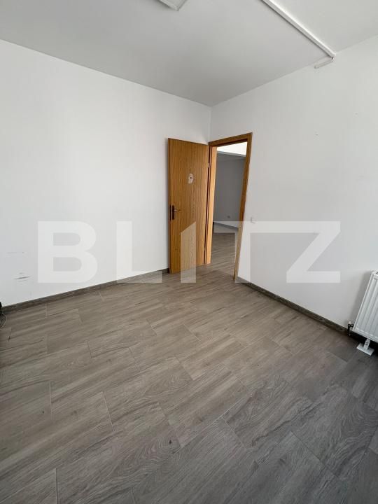 Spațiu birouri de închiriat Ultracentral  - 203135SIB | BLITZ Pitești | Poza4