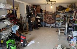 Vilă cu suprafață de 320 mp, teren 500 mp și garaj + 2 locuri de parcare