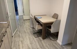 Apartament cu 3 camere, 75 mp, zona Centrala