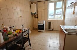 Apartament 4 camere, 75 mp, zona Centrală