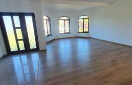 Casa 4 camere, 600 mp teren, Smeura