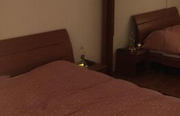 Apartament 3 camere, semidecomandat, balcon, Trivale