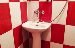 Apartament 3 camere, semidecomandat, balcon, Trivale