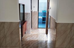 Apartament 3 camere, decomandat, Trivale
