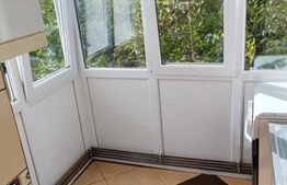 Apartament 3 camere, decomandat, Trivale