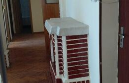 Apartament cu 3 camere, decomandat, 81 mp