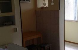 Apartament cu 3 camere, decomandat, 81 mp