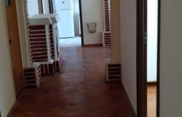 Apartament cu 3 camere, decomandat, 81 mp