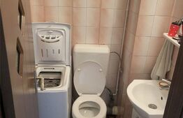 Apartament cu 3 camere, decomandat, 67 mp