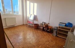Apartament 3 camere, semidecomandat, 55mp, Republicii