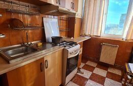 Apartament 3 camere, semidecomandat, 55mp, Republicii