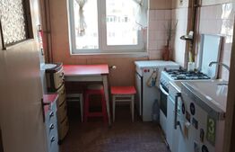 Apartament de 2 camere, 56 mp, decomandat, Republicii 