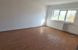 Apartament 3 camere, decomandat, 65mp , zona Mihai Bravu