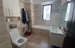 Apartament 3 camere, decomandat, 78 mp, 9 Mai