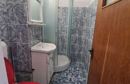Apartament 3 camere, decomandat, 74 mp, zona Vest