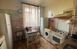 Apartament 3 camere, semidecomandat, 72mp, zona Sud