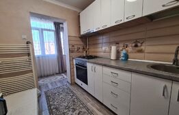 Apartament 2 camere, decomandat, 53mp, zona Vest Podul Inalt