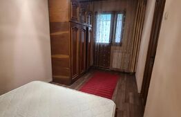 Apartament 3 camere, semidecomandat, 50 mp, zona Malu Rosu