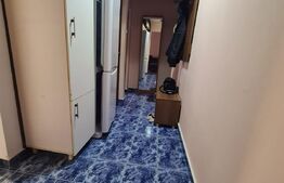 Apartament 3 camere, semidecomandat, 50 mp, zona Malu Rosu
