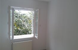 Apartament 3 camere, semidecomandat, 42mp, zona Vest 