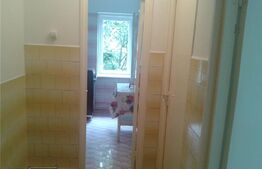 Apartament 3 camere, semidecomandat, 42mp, zona Vest 