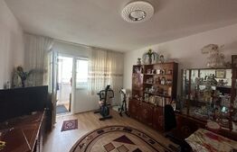 Apartament 2 camere, decomandat,zona Malu Rosu